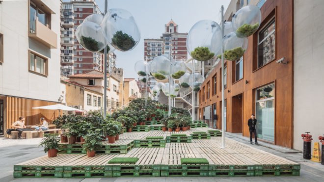 Urban Bloom Shanghai, Urban Bloom installation, Urban Bloom pop up park, Urban Bloom Anfu Road, Urban Bloom by URBAN MATTERS and AIM Architecture, pop up parks in China, urban interventions in China, urban interventions Shanghai,