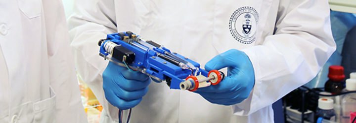 University of Toronto, skin printer, 3D skin printer, 3D printing skin, 3D skin printer to heal wounds, 3D skin printer to heal deep wounds, can you 3D print skin, can you 3D print skin to heal wounds, can you heal wounds with a 3D printer, how can 3D printers be used in medicine