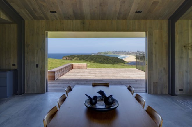 indoor outdoor living Escarpment House by Atelier Andy Carson