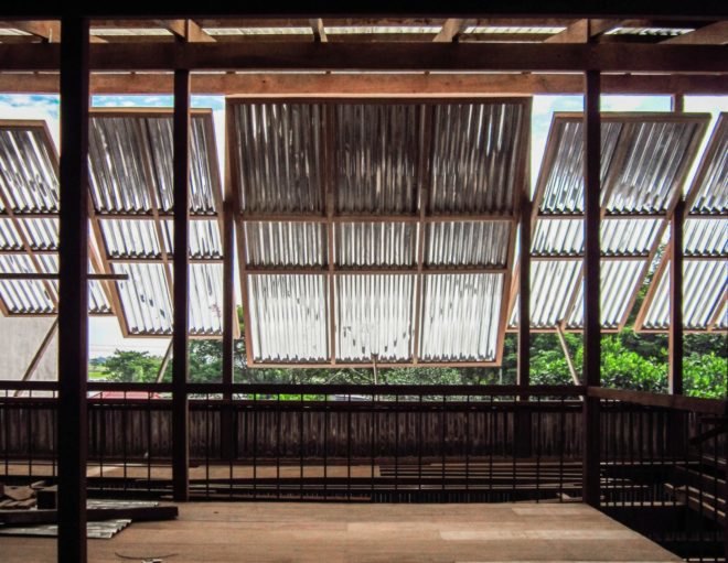 metal sheets windows that swing