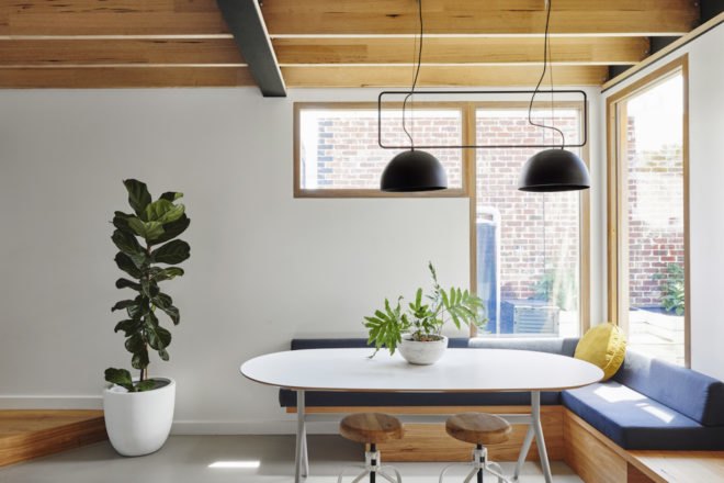 Dining area Melbourne Vernacular by Altereco Design