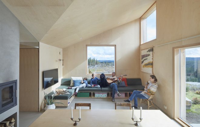 Plywood interior Mylla Cabin by Mork-Ulnes Architects