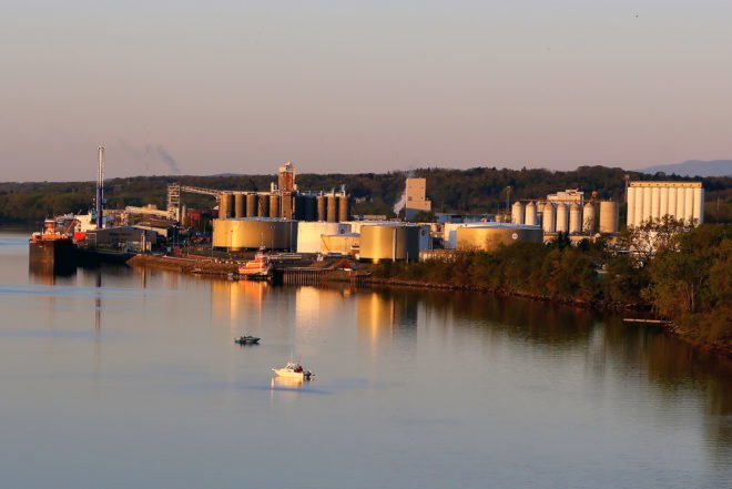 Image of Port of Albany in New York at dusk