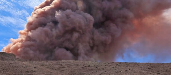 Cloud of smoke at the Kilauea volcano