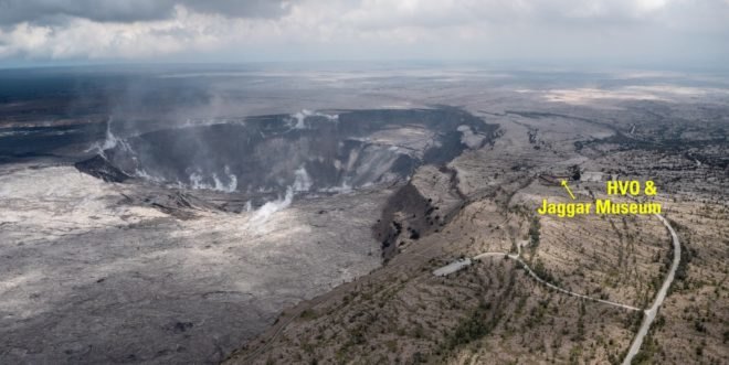 A USGS aerial photograph of the Kilauea summit crater after the eruption