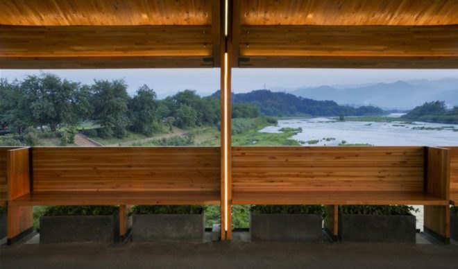 built in seating on bridge