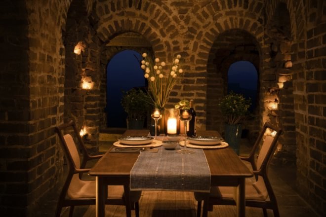 dining area in great wall watchtower