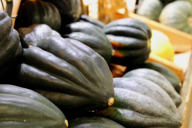 acorn squash in a basket