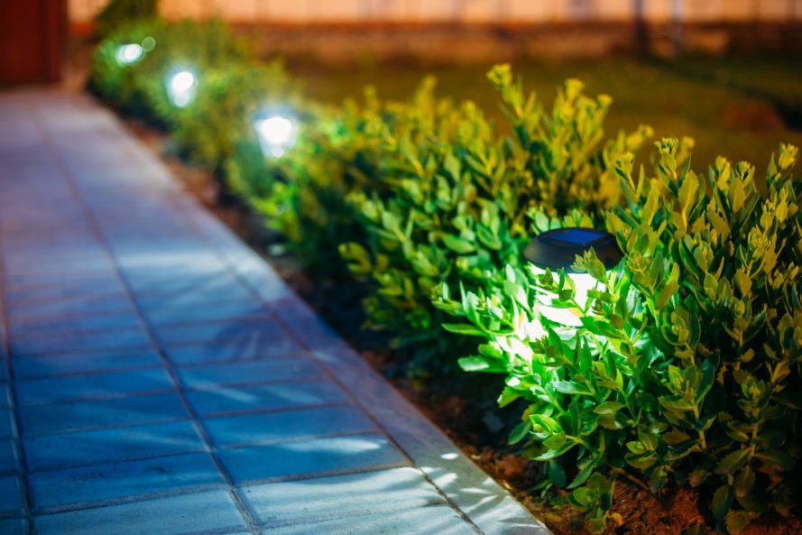 outdoor solar powered lights