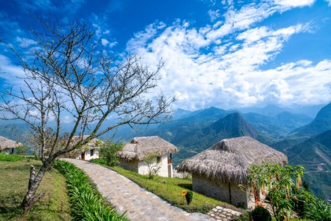 bungalows with mountain views