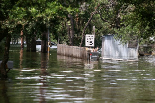 Texas plain floods