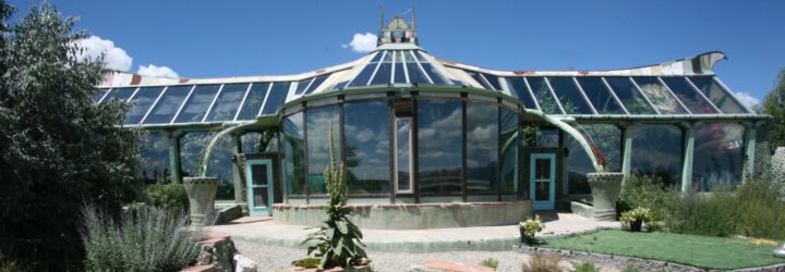 earthship lodging made from recycled and natural materials