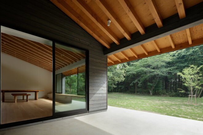 entrance way with glass and timber walls