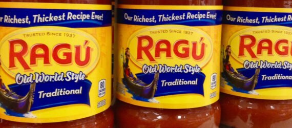 jars of Ragú pasta sauce on grocery store shelf