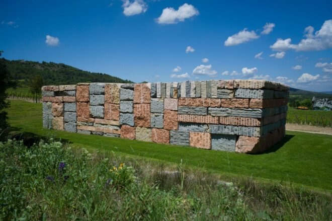 stone wall with different tones