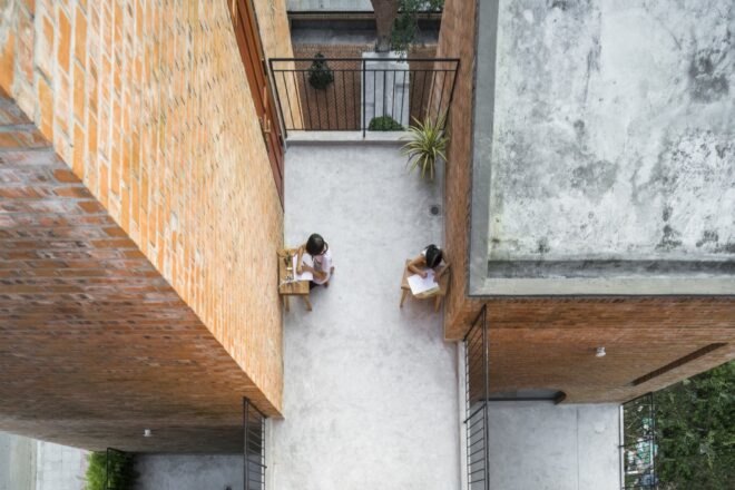 aerial view of outdoor patio with small tables and chairs