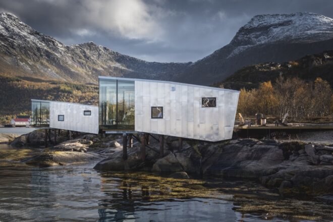 aluminum cabins with glass rooms on the ends