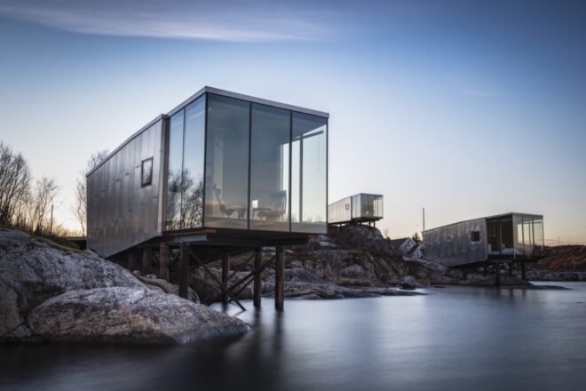 aluminum cabins with glazed ends