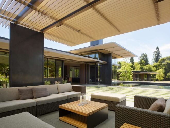 outdoor seating area