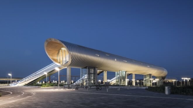 long metal tube structure