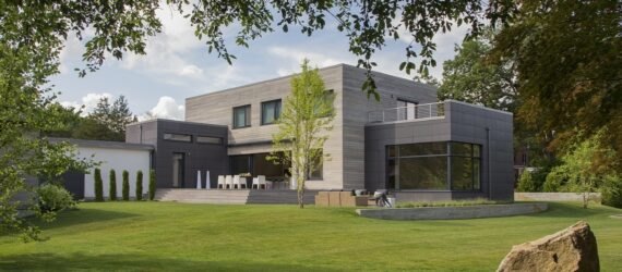 modern home design comprised of several cubed volumes