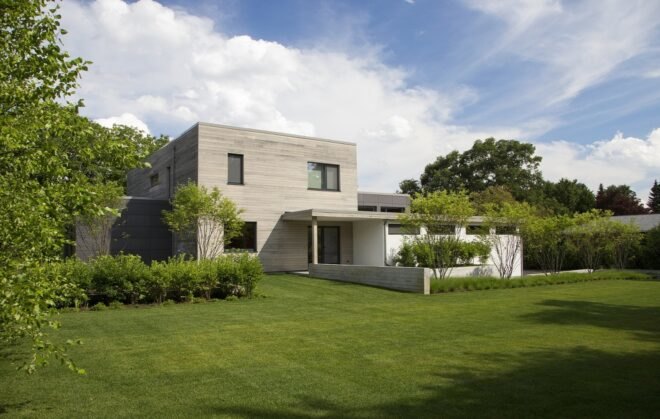 modern home design comprised of several cubed volumes