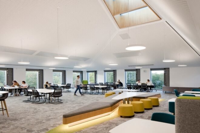 student center with desks lined up against a wall