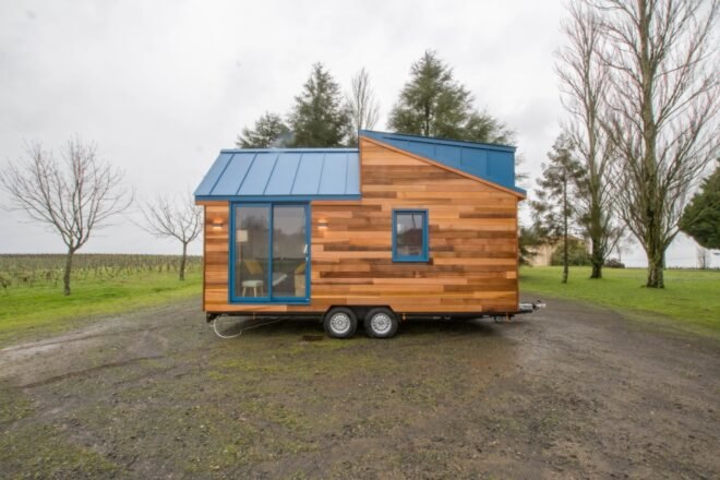 tiny home on wheels