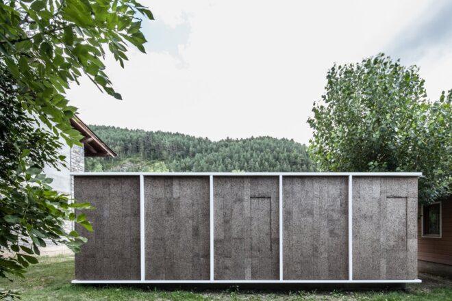 small horizontal cabins