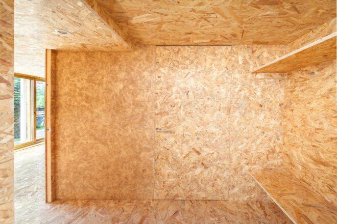 wall of plywood walls