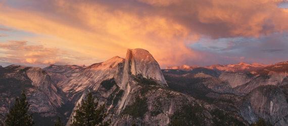 Yosemite Valley at sunset