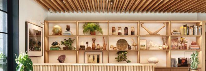 timber hotel bar