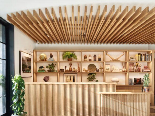 timber hotel bar
