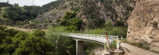 pathway in Eaton Canyon in Los Angeles
