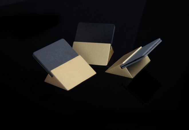 Three dual toned handles