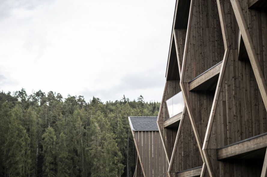 An up close to the hexagonal detail of the wooden buildings