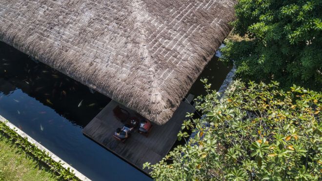 The top roof of the Am House