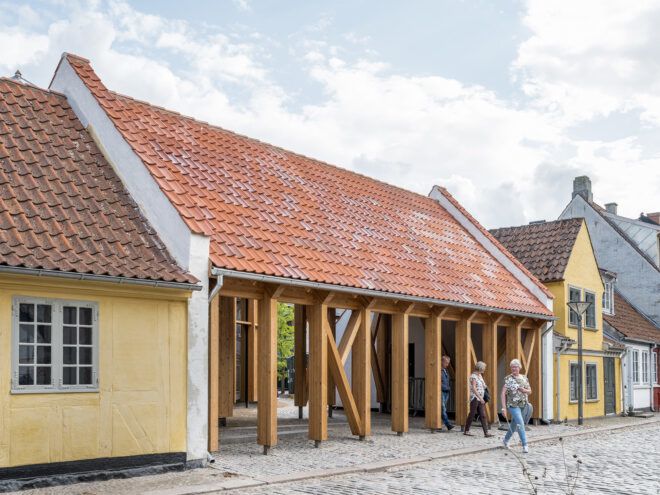 A cottage style entrance area starts the museum