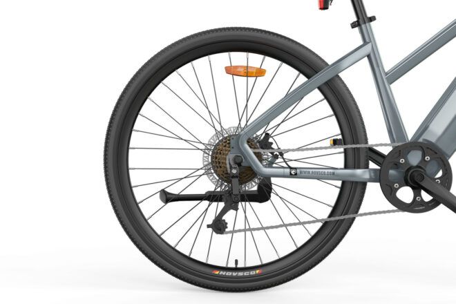 One of the Hovranger 27.5 inch wheels.