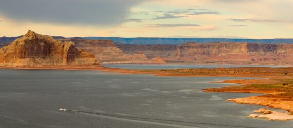 The landscape of rocks and a river of Lake Powell
